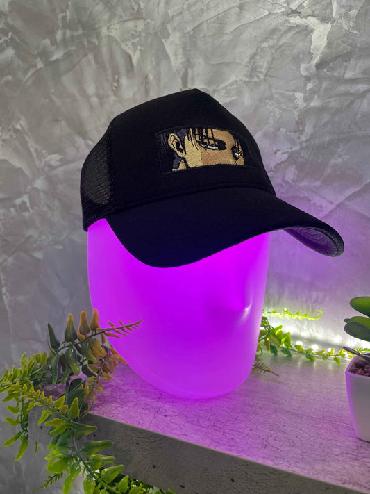 Motif Livaï Ackerman sur casquette